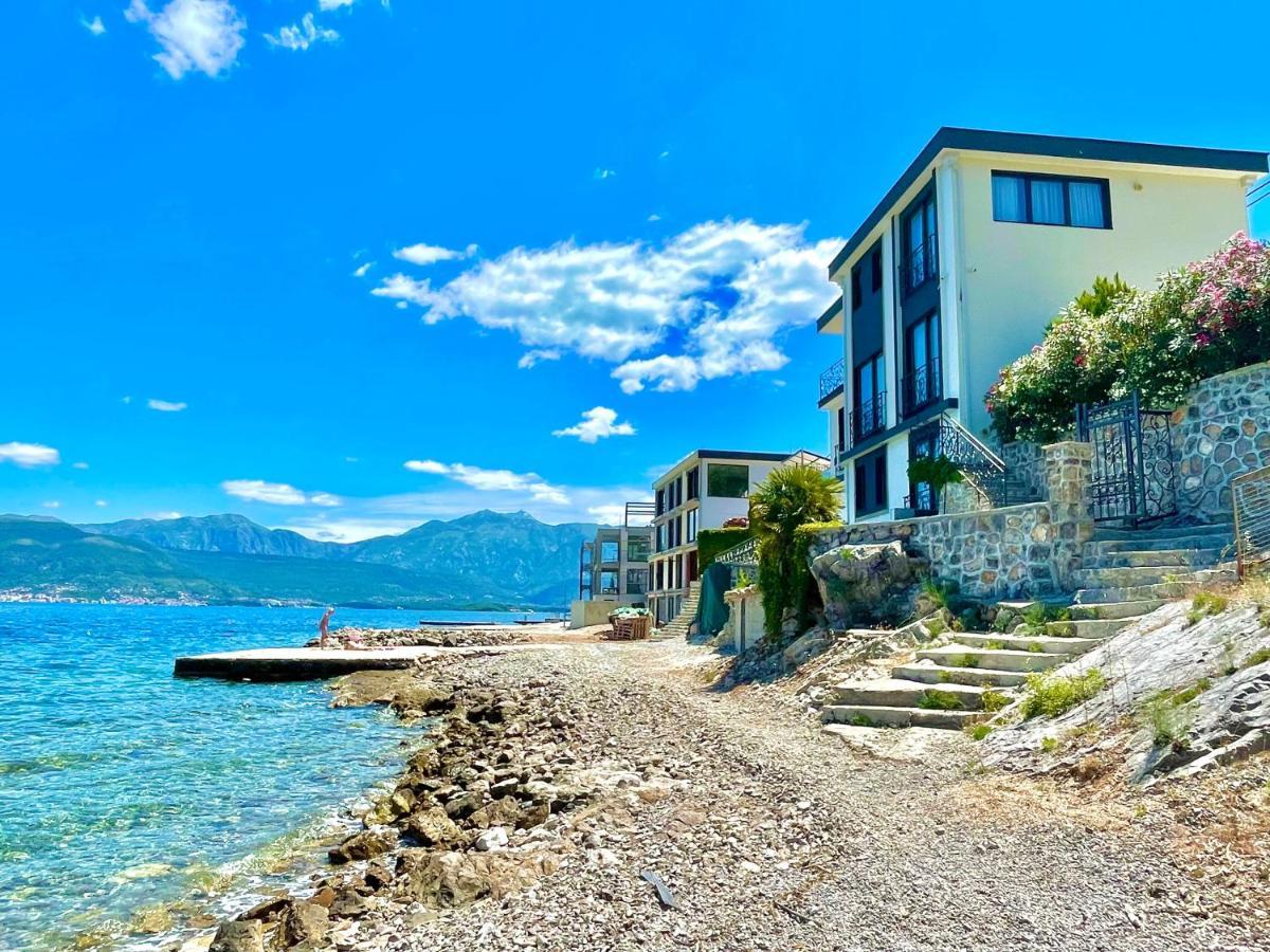 Beachfront Villa Pearl Of Adria Krasići Extérieur photo