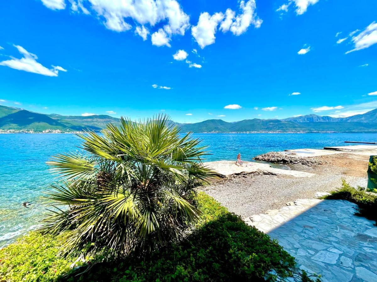 Beachfront Villa Pearl Of Adria Krasići Extérieur photo
