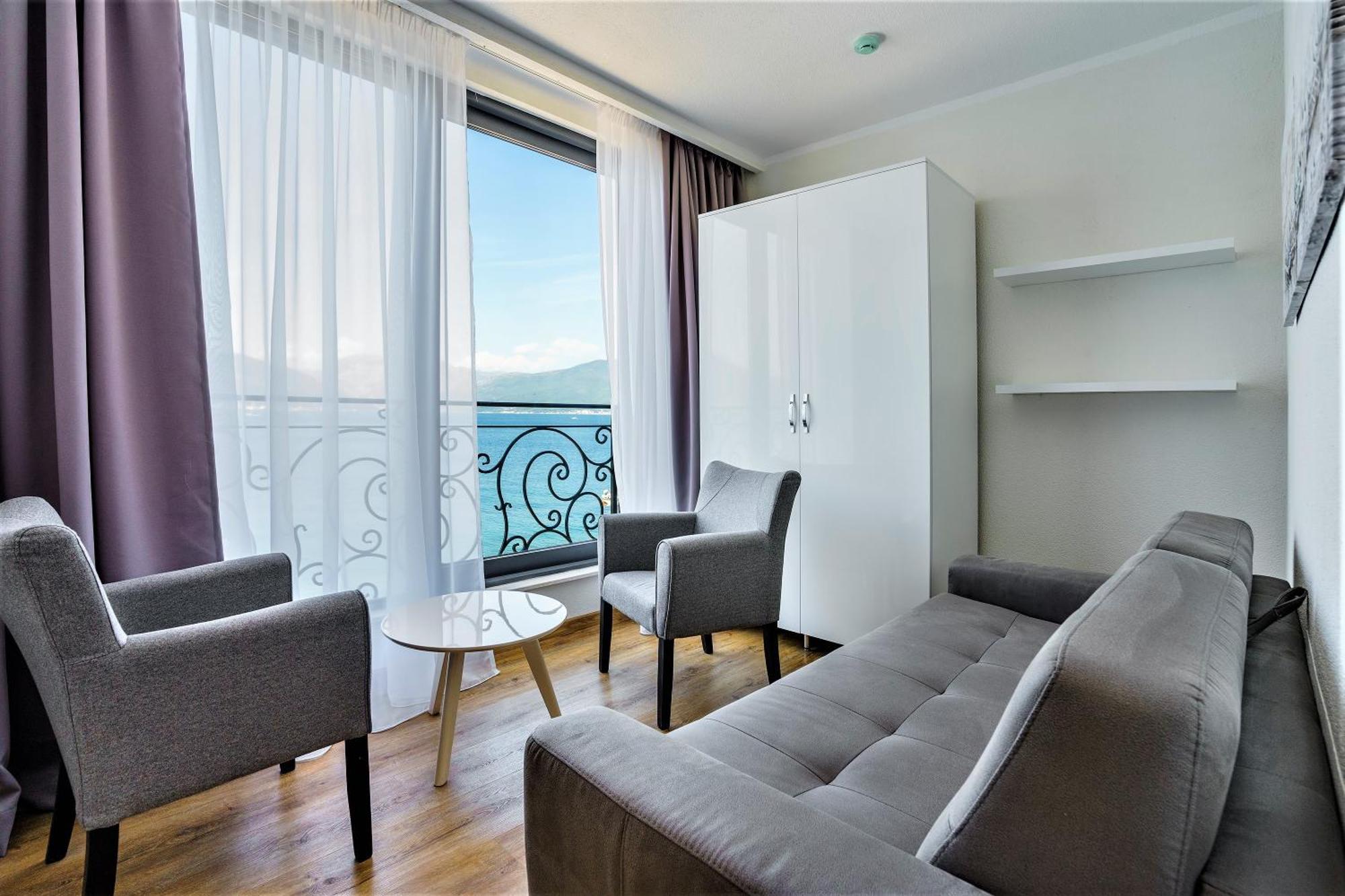 Beachfront Villa Pearl Of Adria Krasići Extérieur photo